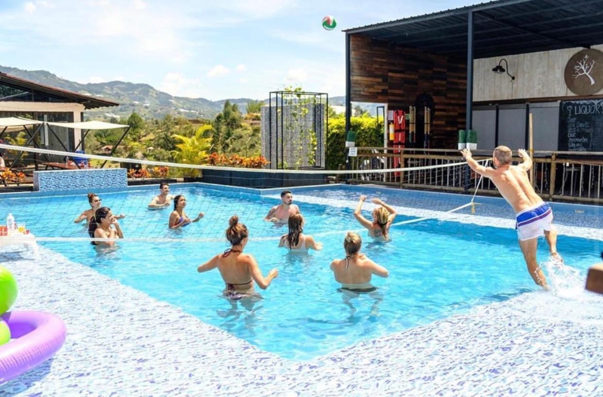 Happy Buddha Hostel & Lodge Guatape Ngoại thất bức ảnh